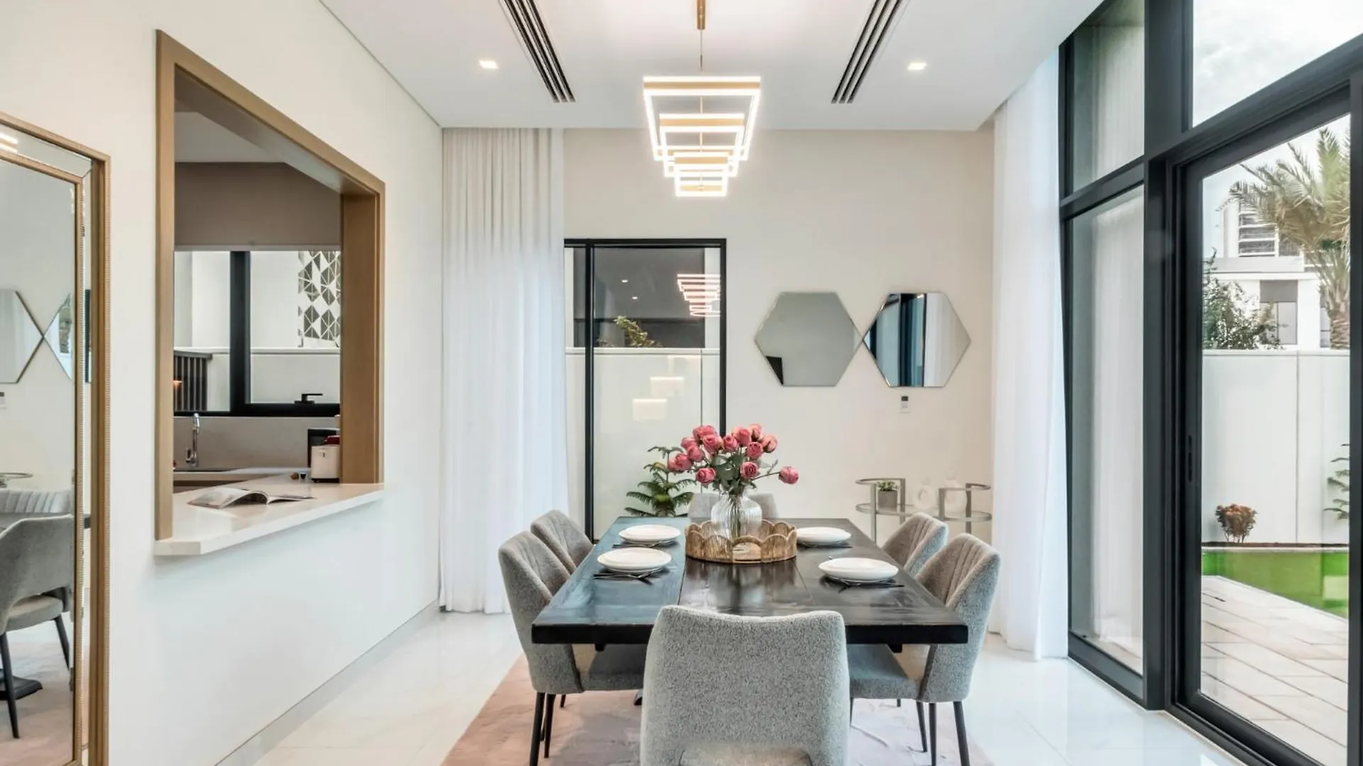 Dubai Luxury 4Br Villa In Murooj Al Furjan United Arab Emirates