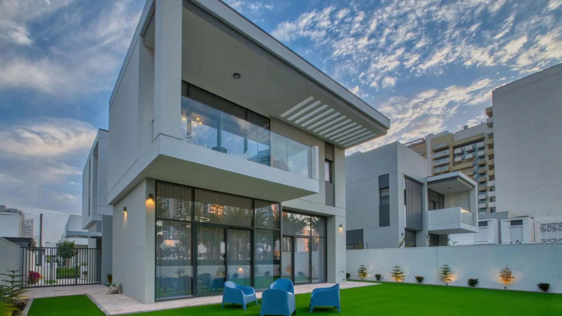 Dubai Luxury 4Br Villa In Murooj Al Furjan